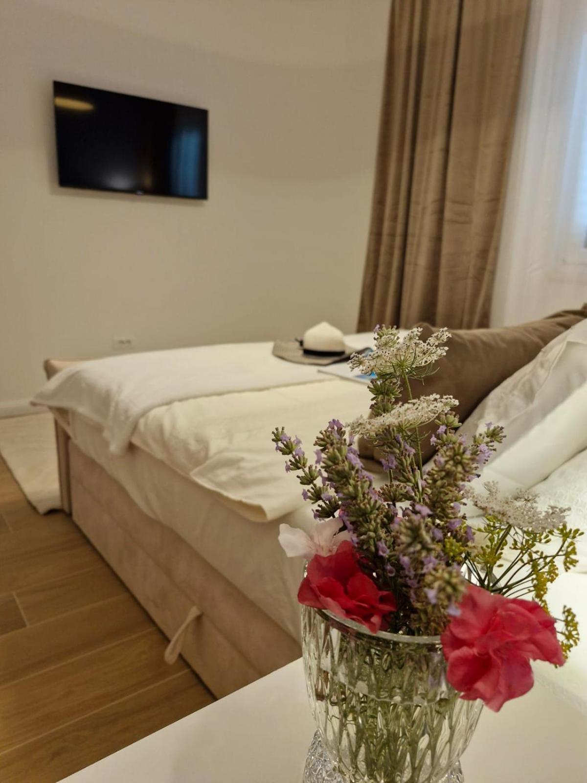 פודסטראנה Sea View Luxury Apart Hotel Villa Conte With Swiming Pool And Romantic Spa מראה חיצוני תמונה